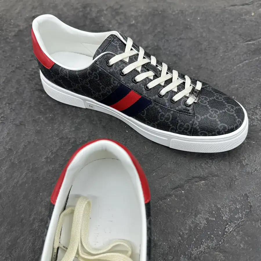 Ace Series Canvas Sneakers with Red Blue Straps