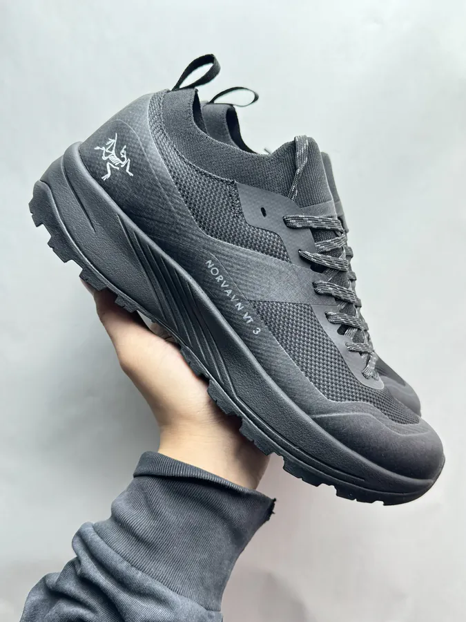Vertex GTX Black Premium Outdoor Shoe