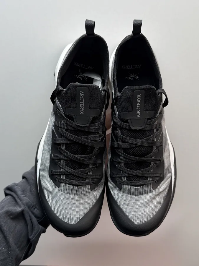 Vertex Speed Black High End Barefoot Shoe