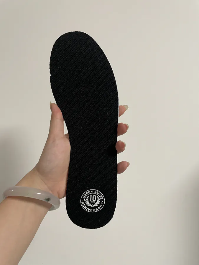 CON One Piece Sneaker