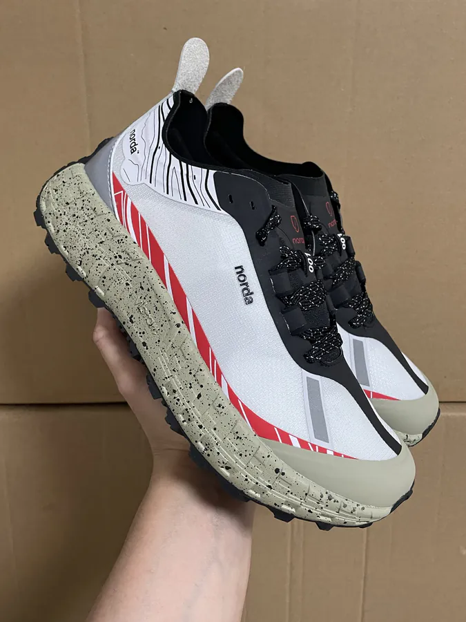 NORDA 001 Lightweight Running Shoes for Urban Commute and Casual Wear