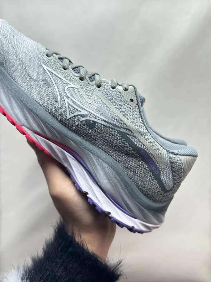 Mizuno Wave Rider 27 Grey
