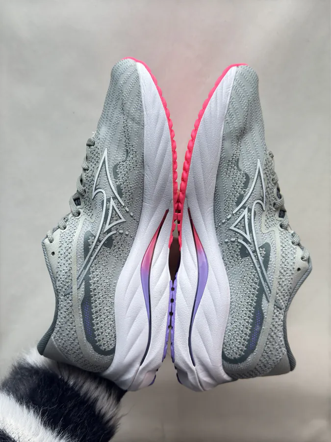 Mizuno Wave Rider 27 Grey