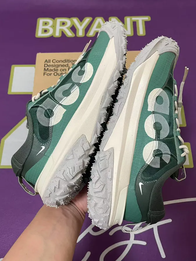 ACG Mountain Fly Low 2 Green Outdoor Sneaker