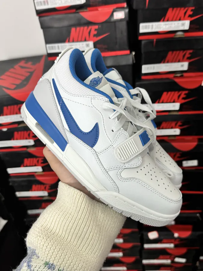 Original 312 Oxidized White Blue Color