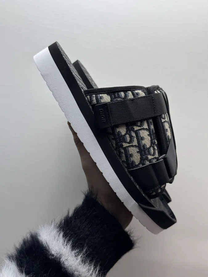 Aha Black Bucket Bag