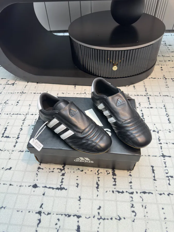 Jennie's Style Taekwondo Training Shoes Retro Sport Sneakers