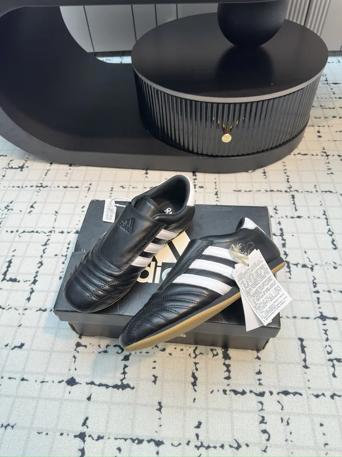 Jennie's Style Taekwondo Training Shoes Retro Sport Sneakers