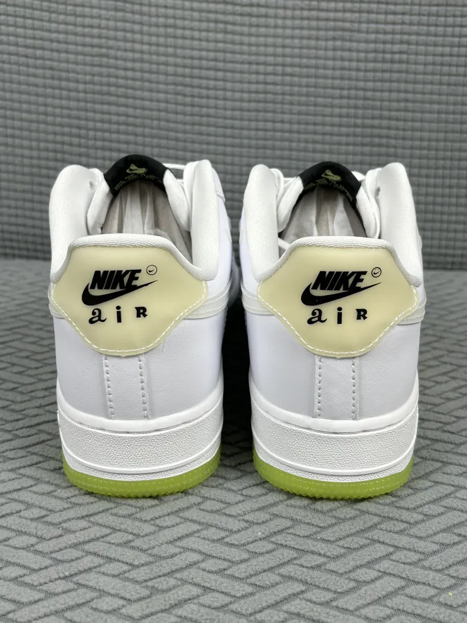Nike Air Force 1 Low Classic Style, White and Green Color