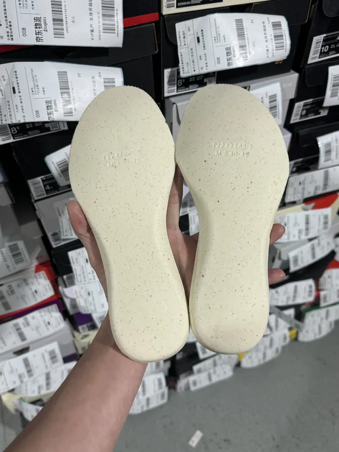 Monday Leather Low Top Casual Shoes for Women