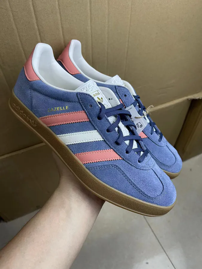 Gazelle Series Blue and Pink Color