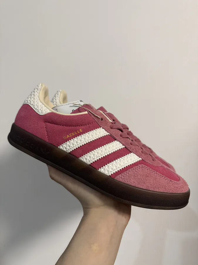 Gazelle Strawberry Bear