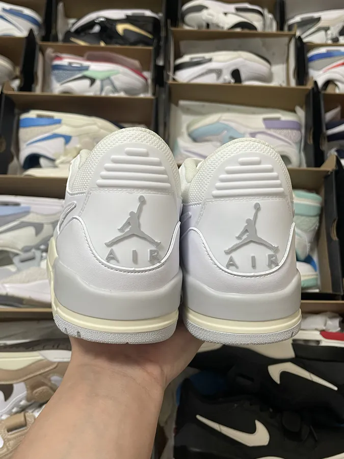 Shoe visual reference image