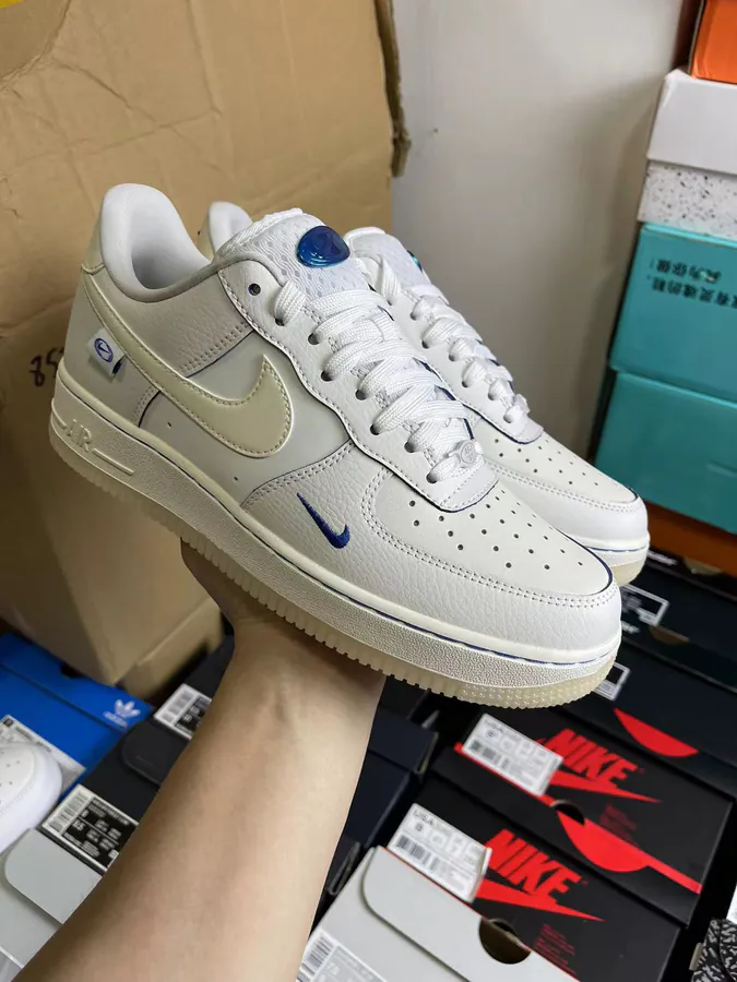 Nike Air Force 1 Low Classic Low Top Sneaker