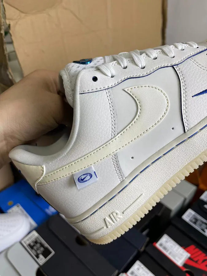 Nike Air Force 1 Low Classic Low Top Sneaker
