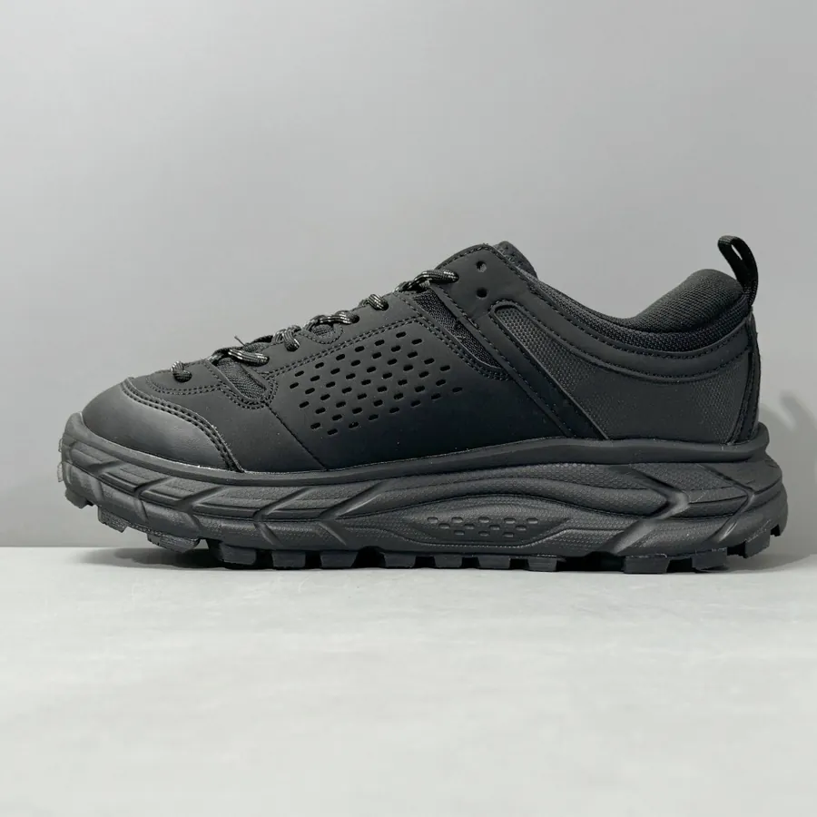 ACG Mountain Fly 2 Low Comfortable Outdoor Sneaker