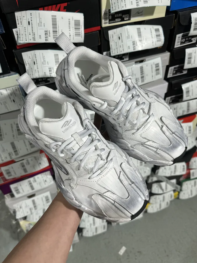 Monday Leather Low Top Casual Sneakers for Women
