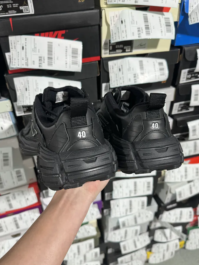 Monday Leather Low Top Casual Sneakers for Women Black