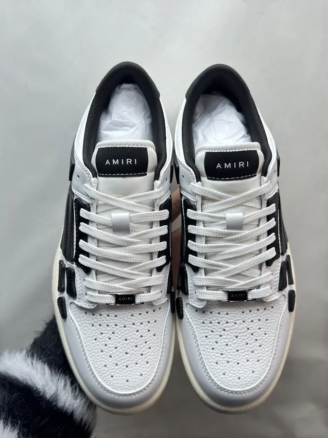 AMIRI Skel Top Low in White and Black