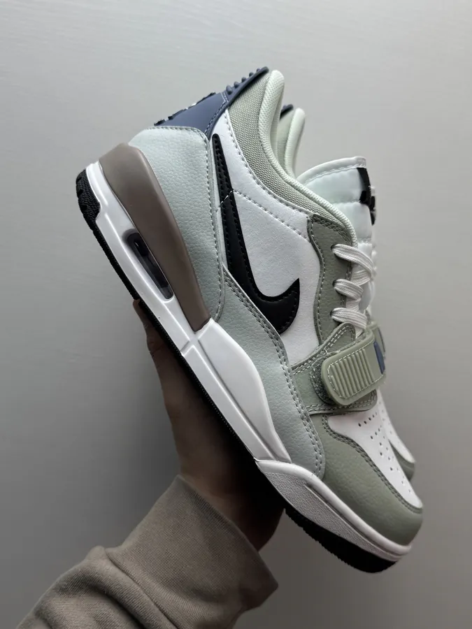Legacy 312 Low White and Green