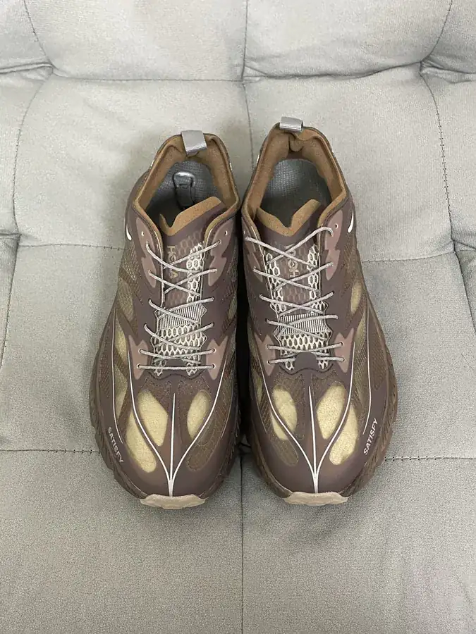 Satisfy x ONE ONE Mafate Speed 4 Low Top Running Shoes
