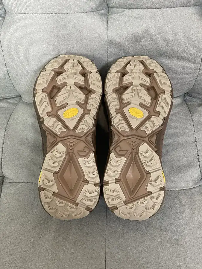 Satisfy x ONE ONE Mafate Speed 4 Low Top Running Shoes