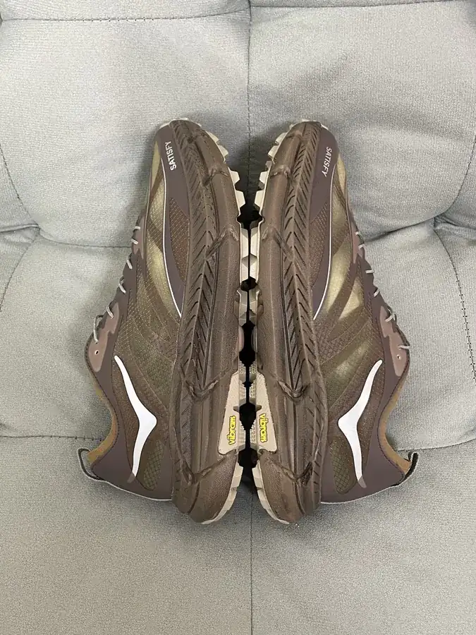 Satisfy x ONE ONE Mafate Speed 4 Low Top Running Shoes