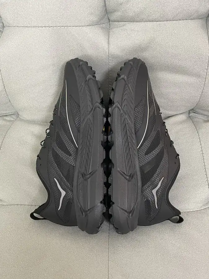 Satisfy x ONE ONE Mafate Speed 4 Low Top Running Shoes
