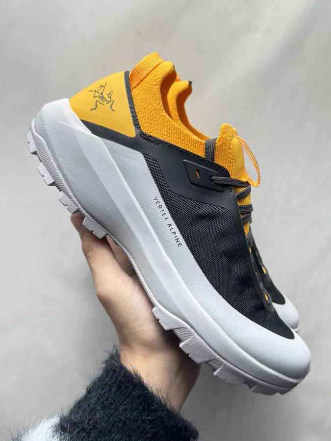 Vertex Aine High End Barefoot Shoe