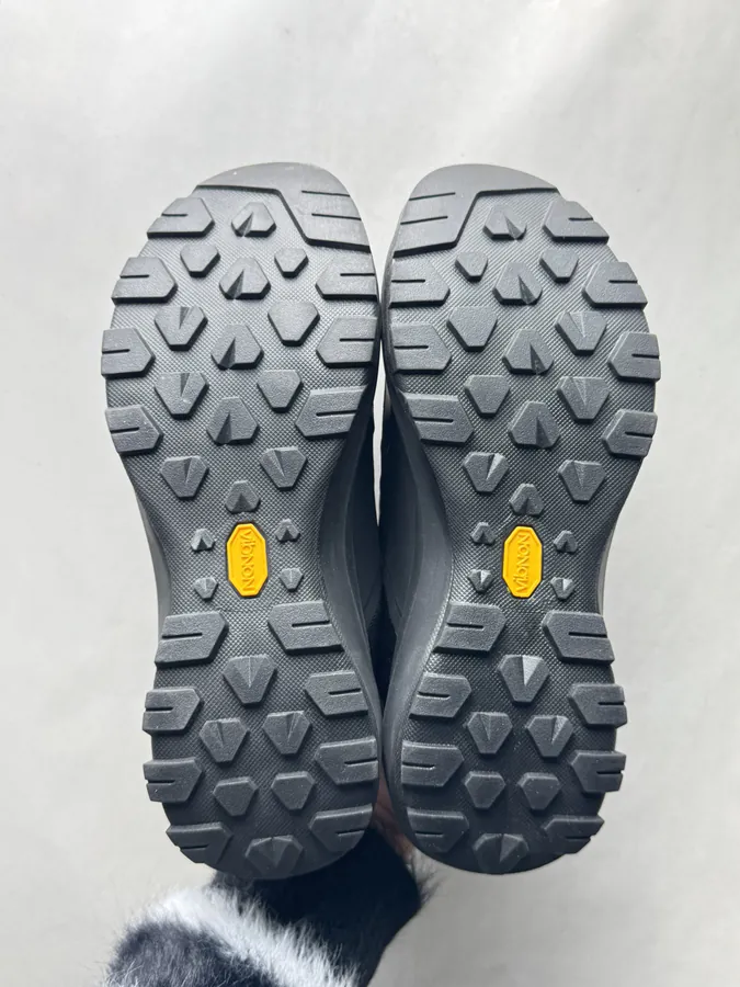 Vertex Aine Black High End Barefoot Shoe