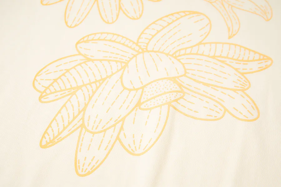Mardi Mercredi Three Flowers Series Print T Shirt
