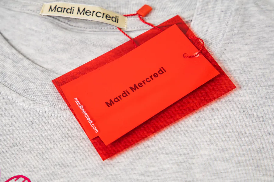 Mardi Mercredi Three Flowers Short Sleeve T shirt