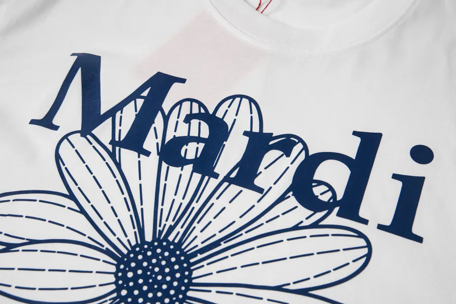Mardi Mercredi Classic Daisy Print Round Neck Short Sleeve T Shirt