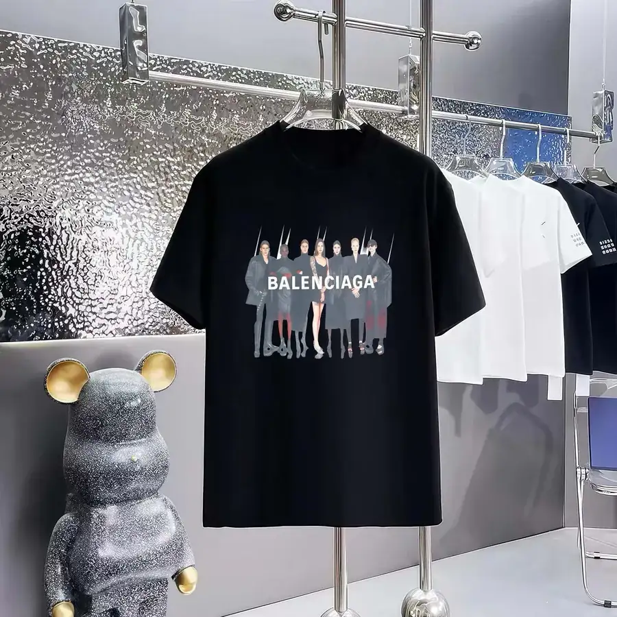 Balenciaga Paris Print Round Neck Short Sleeve T Shirt