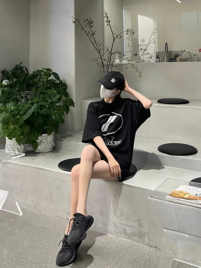WE 25ss Limited Edition Reflective Print Short Sleeve