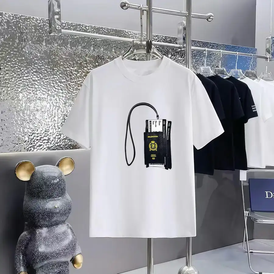 Balenciaga Paris Print Round Neck Short Sleeve T Shirt
