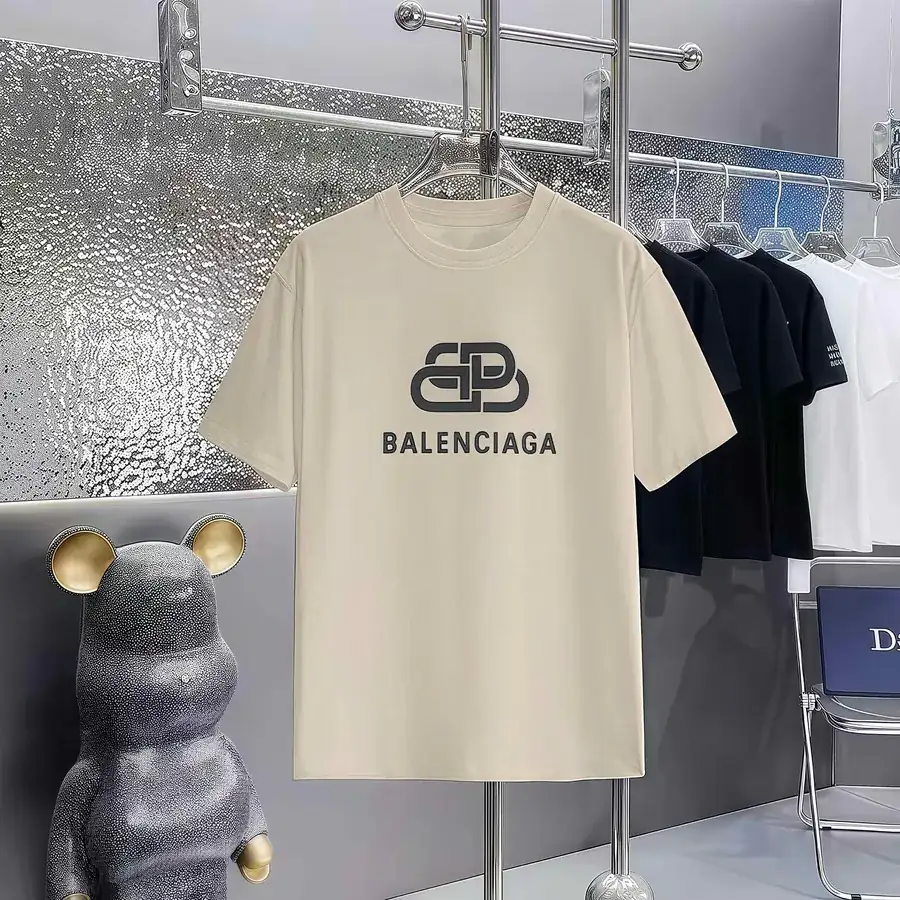 Balenciaga Paris Print Round Neck Short Sleeve T Shirt