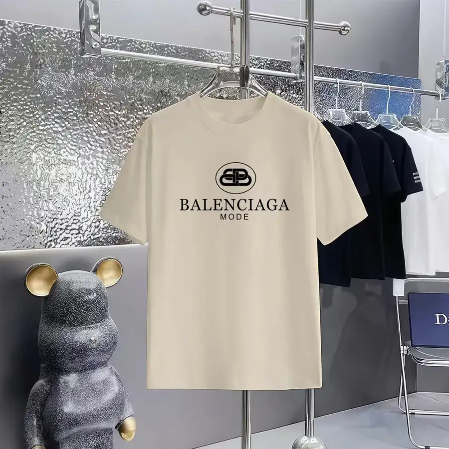 Balenciaga Parisian Print Round Neck Short Sleeve T Shirt