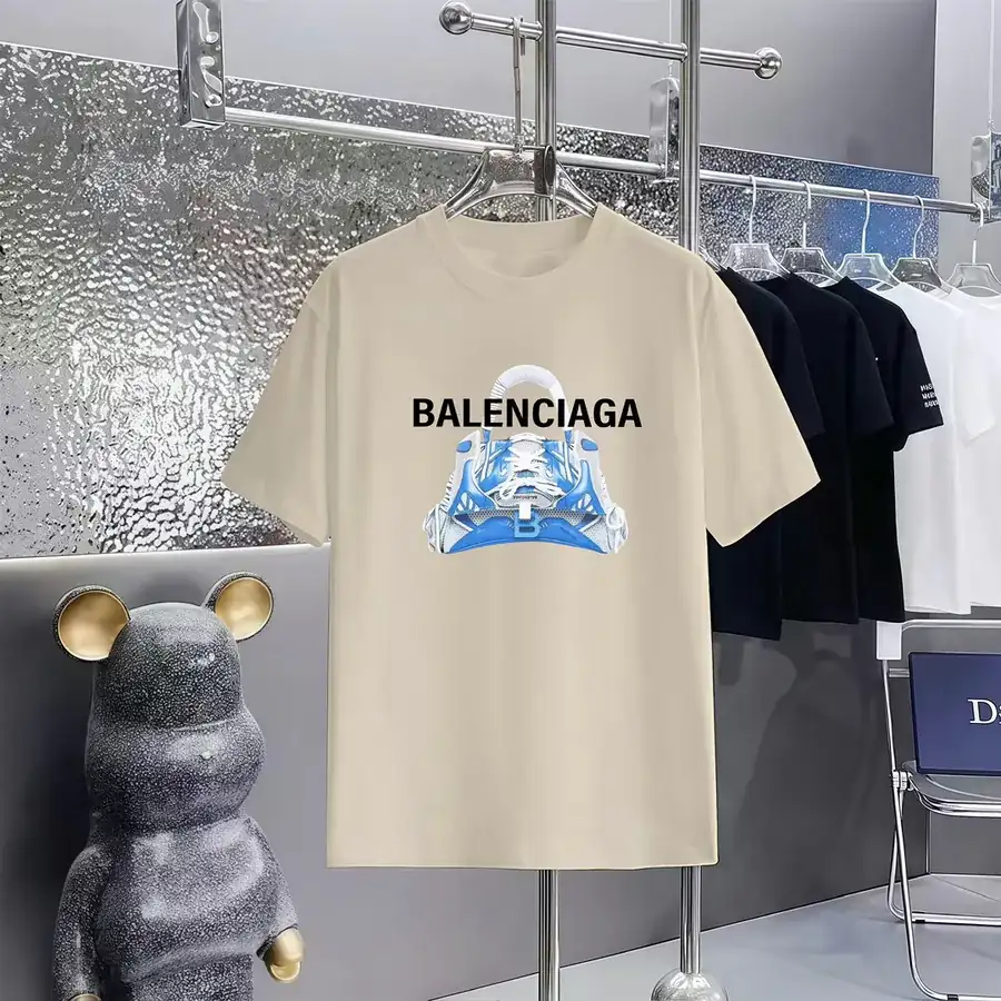 Balenciaga Paris Print Round Neck Short Sleeve T Shirt