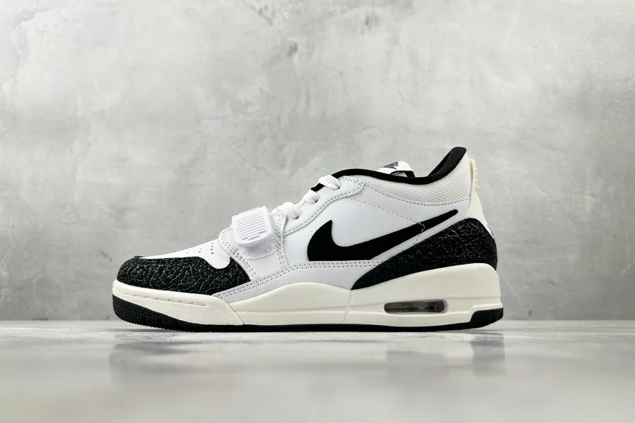 Jordan Legacy 312 Low Panda White Black
