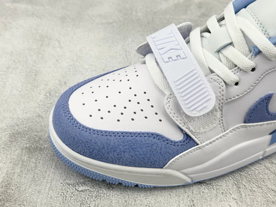 Jordan Legacy 312 LOW White Blue