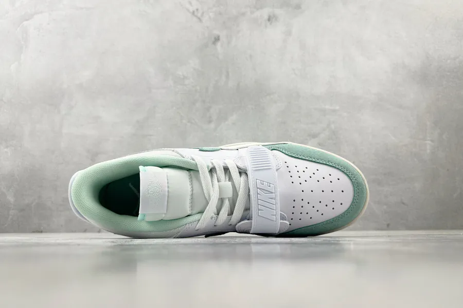 Jordan Legacy 312 LOW in White and Green