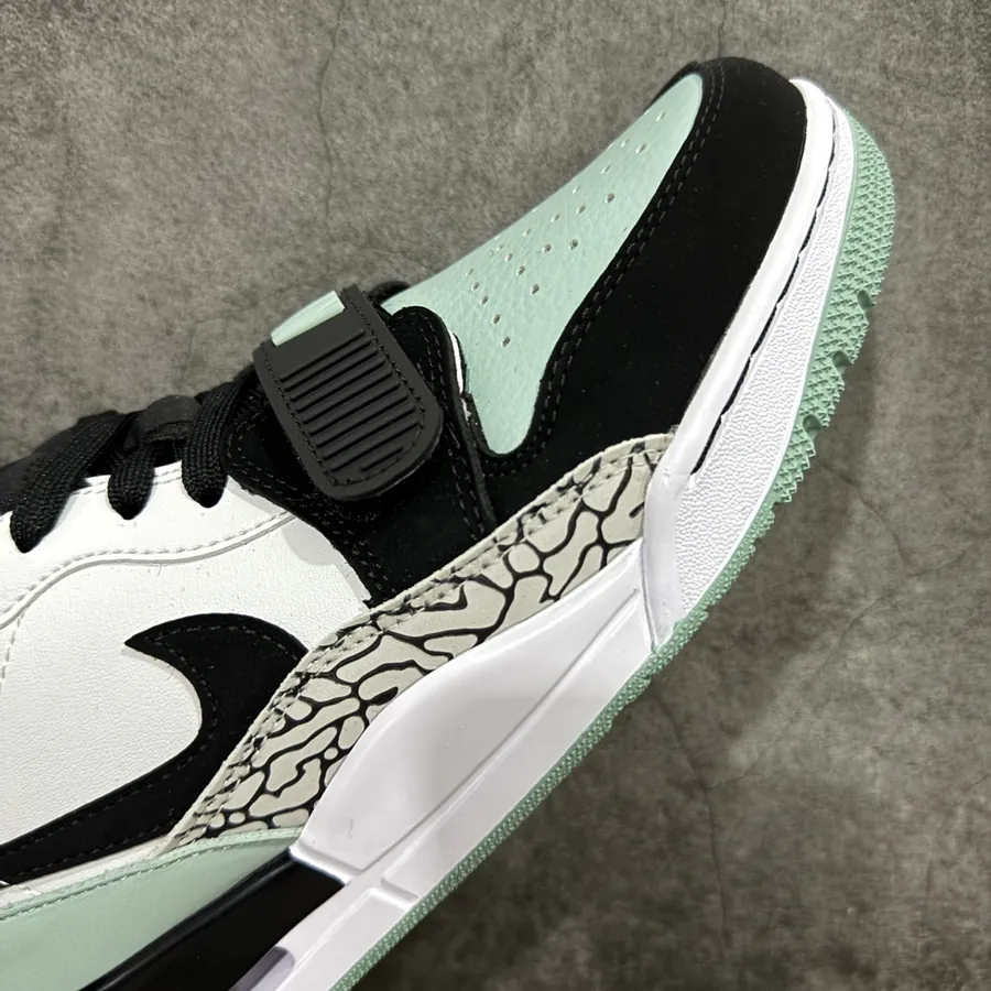 Legacy 312 Low Basketball Shoes White, Black, Green