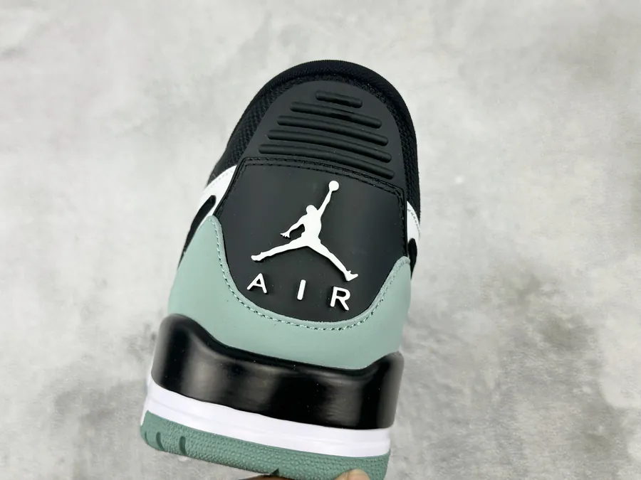 Jordan Legacy 312 Low White, Black, Green
