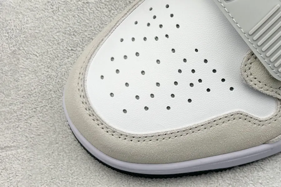 Air Legacy 312 Basketball Shoes White, Gray, Blue
