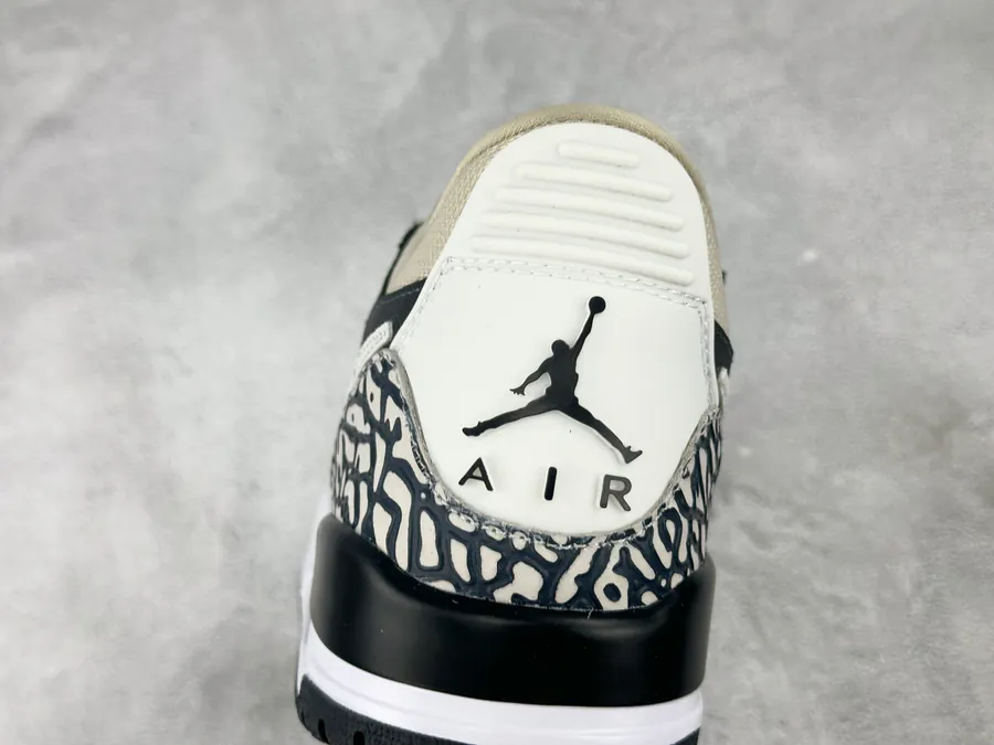 Jordan Legacy 312 LOW Black and White