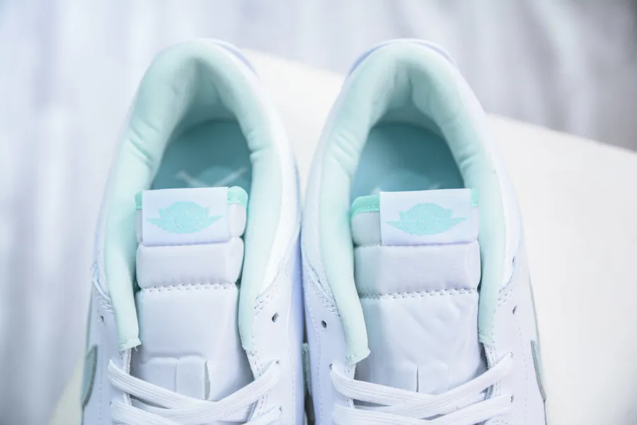 Air Jordan Legacy AJ312 Low Top White Mint Green