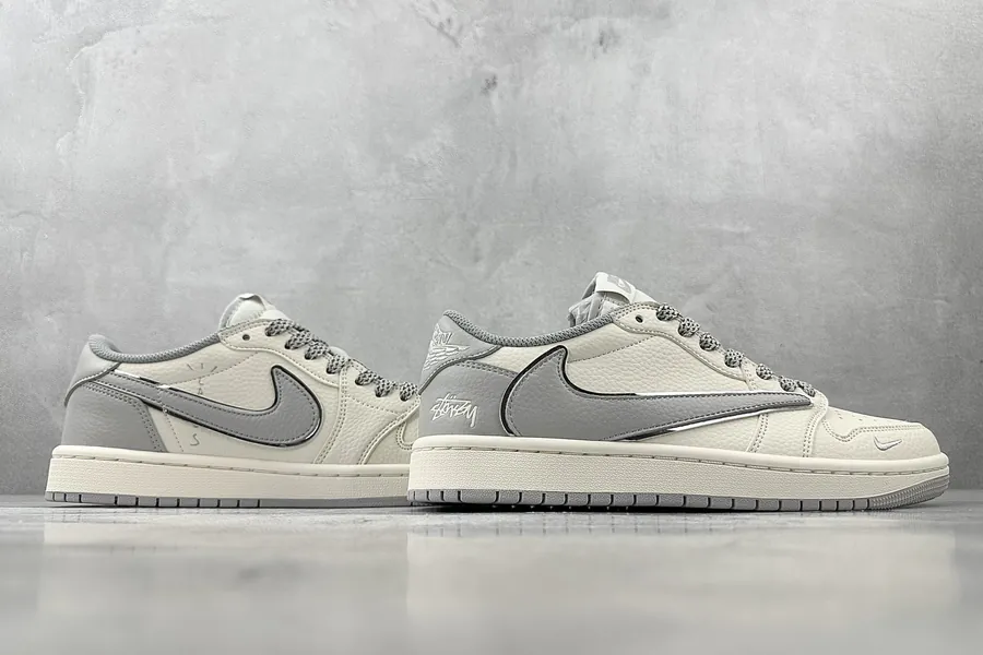 Air Jordan 1 Low ow SP Stuicy Collaboration
