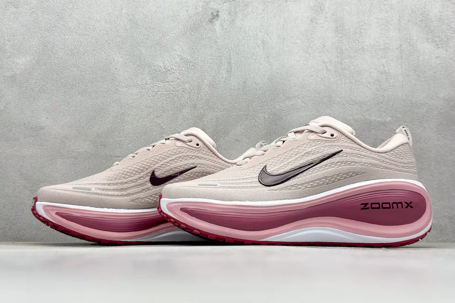 Nike VOMERO PLUS Exclusive Original Running Shoes