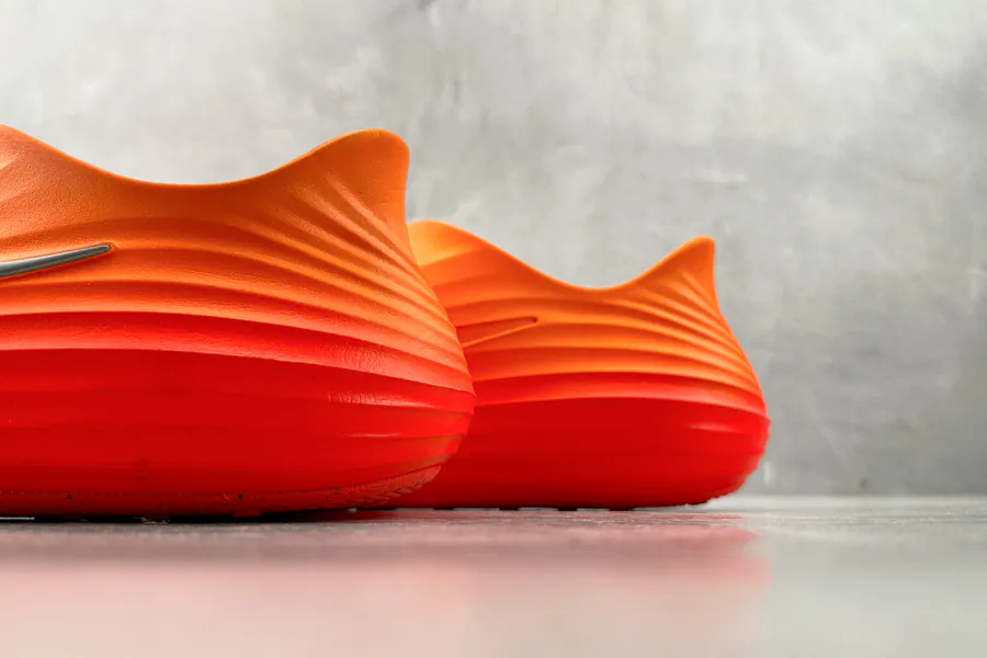 Nike ReactX Rejuven8 Safety Orange